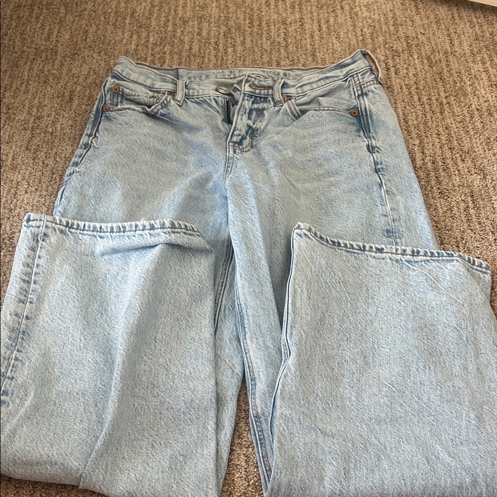 American Eagle Outfitters Light Wash Straight Leg Jeans